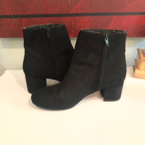 CATO black suede ankle booties size 10 - Picture 6 of 8